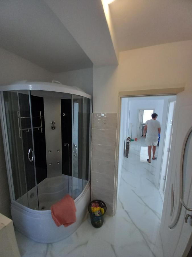 Twins Residence 2 Apart Hotel Ap 3 2 Rooms Chiajna Eksteriør billede