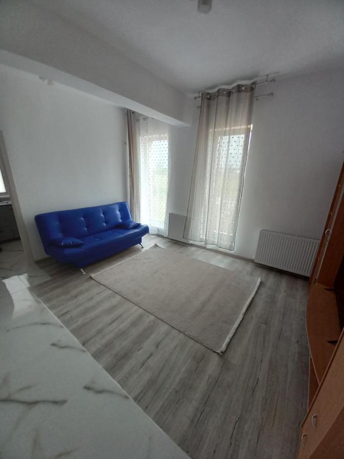 Twins Residence 2 Apart Hotel Ap 3 2 Rooms Chiajna Eksteriør billede
